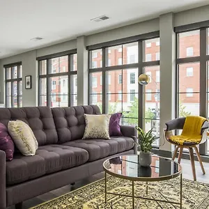 downtown-perfection-2br-w-balcony-near-dining.columbusohiohotels.org/